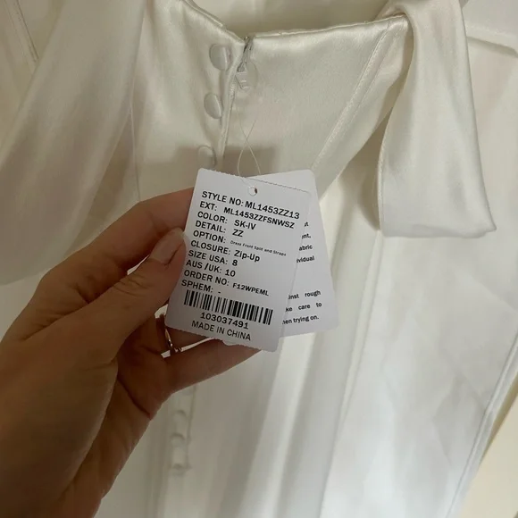 NEW NEVER WORN Silk Wedding Dress - Picture 8 of 10